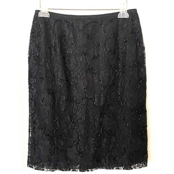 Ann Taylor vintage beaded rose black lace straight skirt with back slit Size 10 - Picture 1 of 7